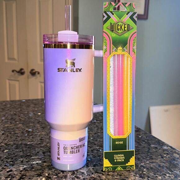 Stanley 1913 Wicked for Good x Target Glinda 40oz Quencher Tumbler & Straw Set - Picture 1 of 6
